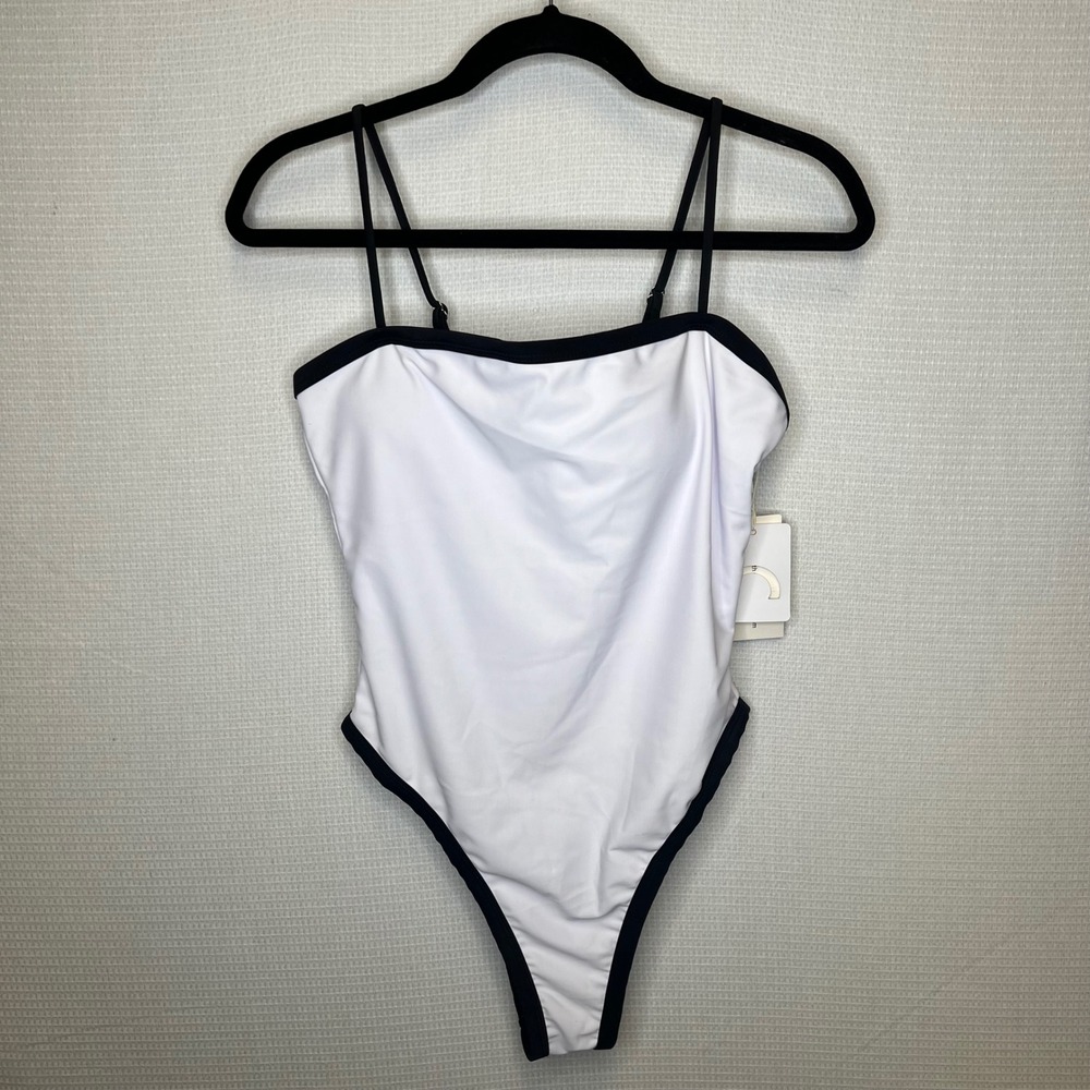 Commense Womens White Black Contrast Trim One Piece Swimsuit Size M